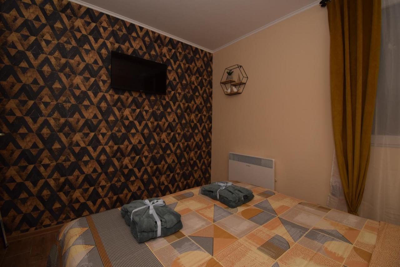 Apartments Wolf Belgrado Esterno foto